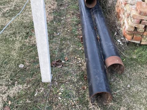 Fekete Acélcső ELADÓ /219x7, 1/