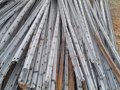 Kerítés oszlop horganyzott Kerítés oszlop horganyzott