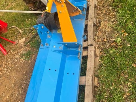 175 cm széles kalapácsos szárzúzó, mulcsozó 175 cm széles kalapácsos szárzúzó, mulcsozó