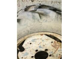 9, 5x24 traktor gumik Warchalowski felniken eladók vagy cserélhetők