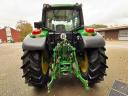 John Deere 6105M