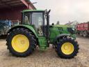 John Deere 6105M