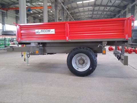 Bicchi BRT 225 egytengelyes pótkocsi – háromoldalú hidraulikus billenős pótkocsi Bicchi BRT 225 egytengelyes pótkocsi – háromoldalú hidraulikus billenős pótkocsi