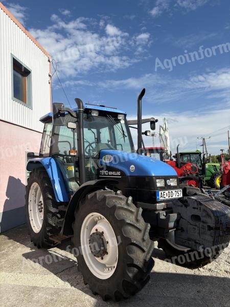 New Holland TS 110