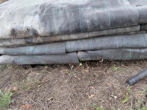 Használt Agroszövet,  hidrokultúrában használt szabad átfolyású öntözőrendszer