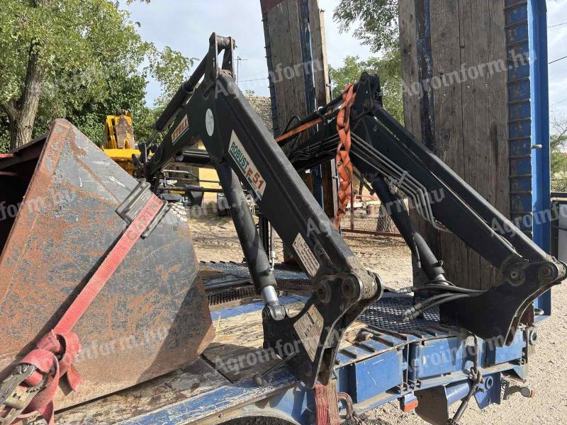 Stoll Robust F51 homlokrakodó