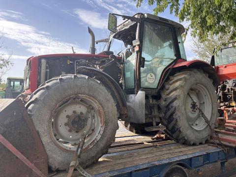 Massey Ferguson 5465 egyben vagy bontásra