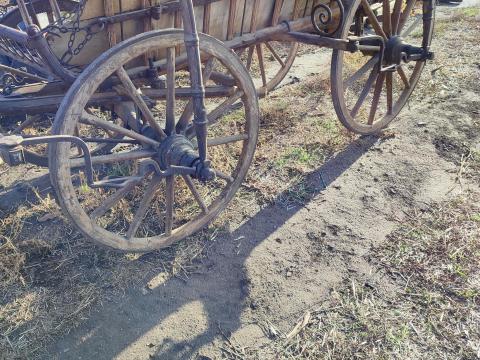 Dorozsmai löcsős kocsi, lovas szekér jó, befogható állapotban eladó