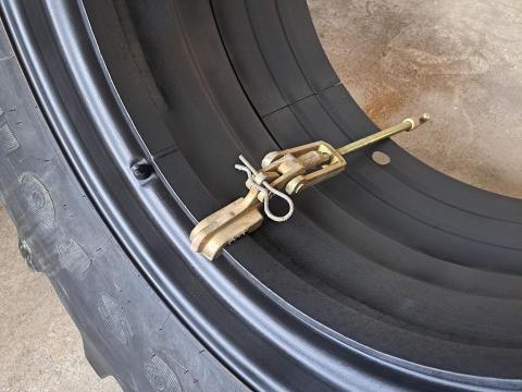 Iker kerekek és gumik eladók