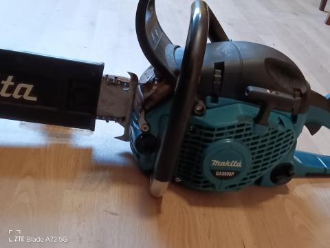 Makita láncfűrész eladó EA 5000P típus, tartozékokkal, első tulajdonostól