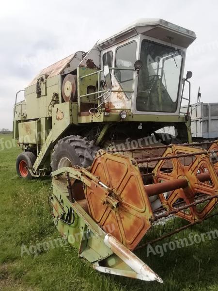 Eladó elcserélhető claas dominátor 106 kombájn
