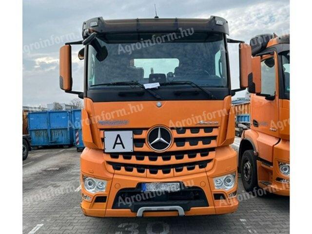 Mercedes-Benz Arocs 2552 L 6x2 / 2018 / 232 627 km / Lízing 20%-tól