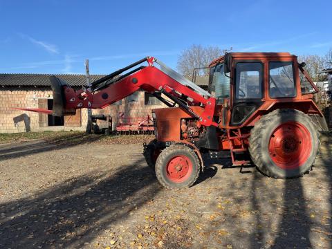 MTZ 550 Beltrac homlokrakodóval eladó