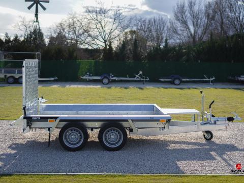 Új 2.6m-es (2700kg-os) gépszállító utánfutó most 1.790.000 Ft helyett bruttó 1.690.000 Ft