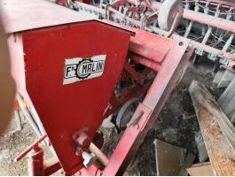 Kultivátor eladó – 4 soros, műtrágyaszórós