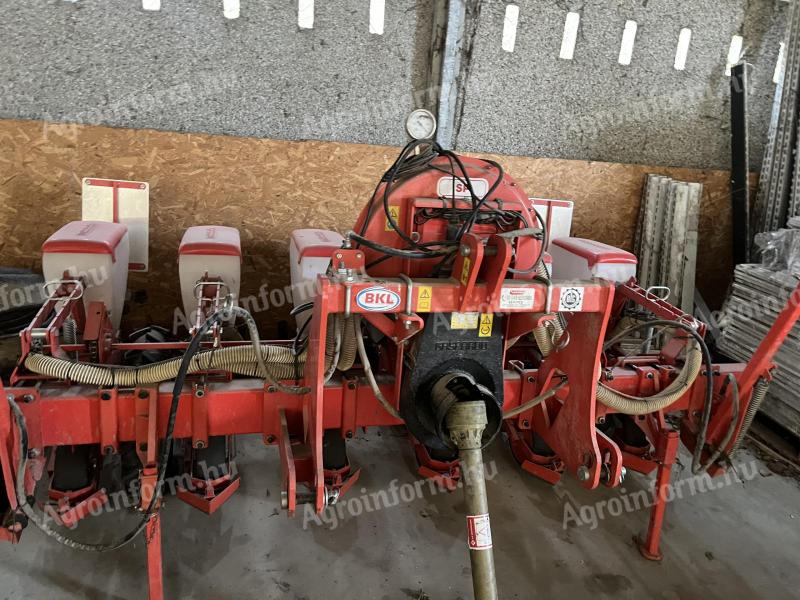 Gaspardo szemenkénti vető V1200/MCK 800