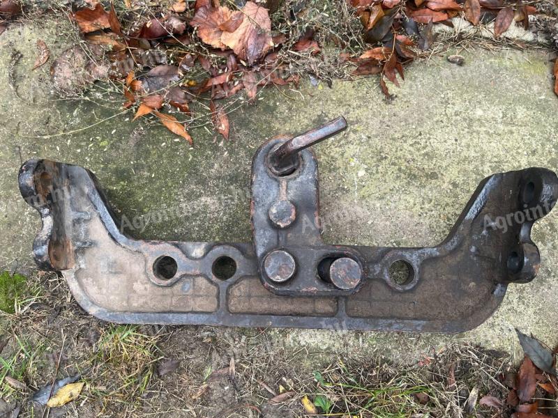 Eladó MTZ kereszttartó vonópad és villa