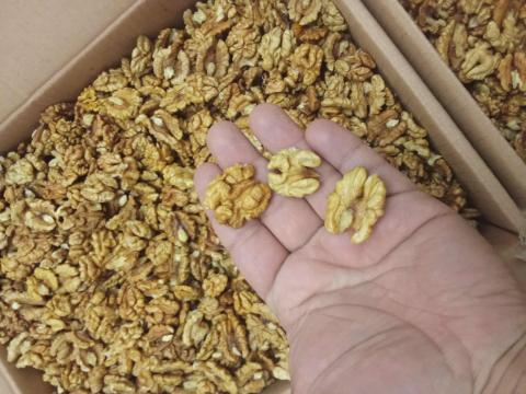 Idei száraz fehér feles dióbél eladó