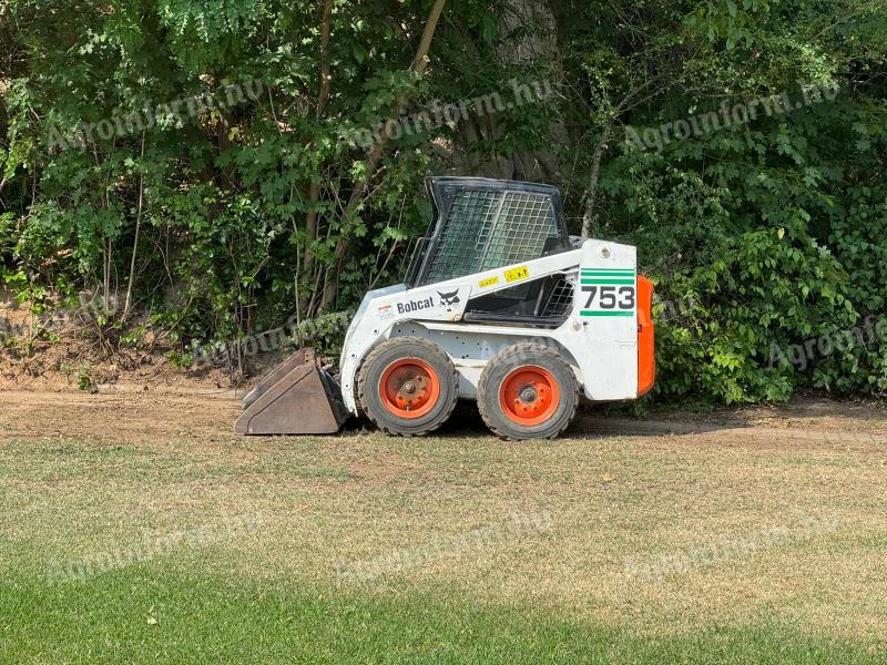Bobcat 753 minirakodó bérlés kezelő nélkül