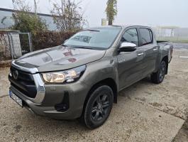 Toyota Hilux 2.8 4x4 Double Active (Automata)