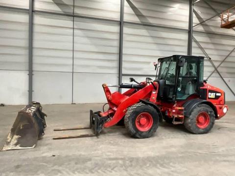 CAT 908 M / 2016 / 5 687 üzemóra / Lízing 20%-tól