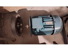 Termény keverő motor + fogaskerék eladó
