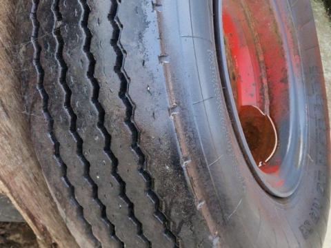 Pótkocsi gumik Pótkocsi gumik