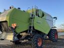 Claas Tucano 440 kombájn eladó gabonavágó asztallal, szállító kocsival