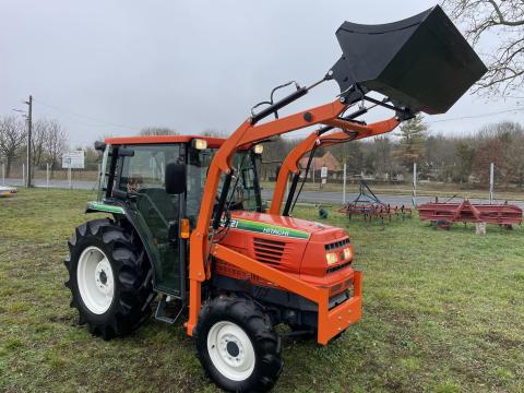 Kubota 33LE PowerShift Klíma Új Homlokrakodó Ingyenes Szállítás Szervizelve japán traktor kistraktor Kubota 33LE PowerShift Klíma Új Homlokrakodó Ingyenes Szállítás Szervizelve japán traktor kistraktor