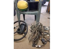 JD 4240 monitor tartozékokkal – komplett GPS rendszer eladó