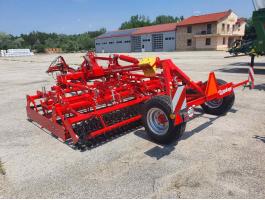 SATURN IV 4S félig függesztett kompaktor készletről azonnal elvihető