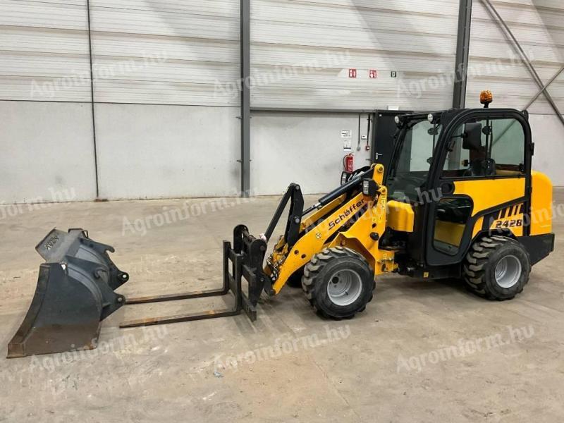 Schäffer 2428 / 2021 / 1.925 üzemóra / Lízing 20%-tól