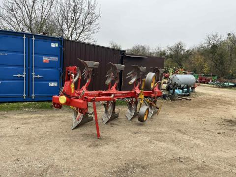 Pöttinger Servo IV-es 4 fejes váltvaforgató eke