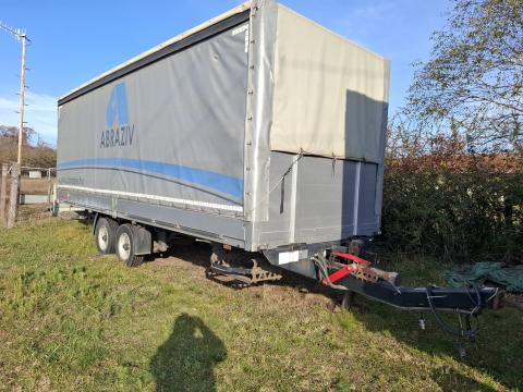 Saxas tandem pótkocsi eladó