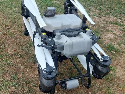 DJI T50 drón