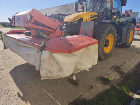 Kuhn 6 méteres kaszakombináció eladó Kuhn 6 méteres kaszakombináció eladó