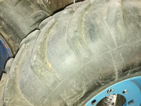 24 colos, 15-24 ballonos traktor hátsó kerekek, gumiabroncs, kombájn kerekek eladók, cserélhetők – Zetor 50, K25, Super Zetor kompatibilis