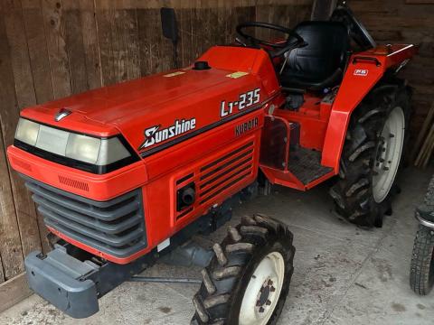 Eladó kubota traktor Eladó kubota traktor