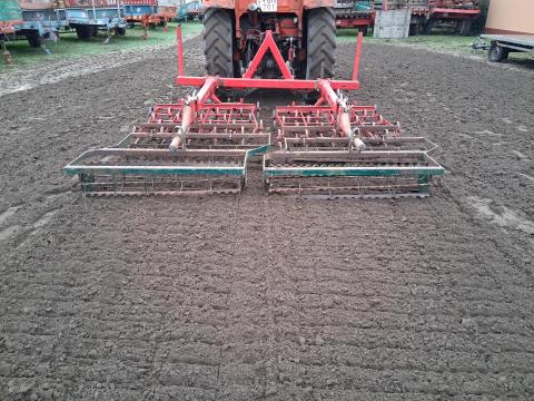 Vogel&Noot 2,8 méteres rugóskapás,  dupla rögtörőhengeres kombinátor eladó