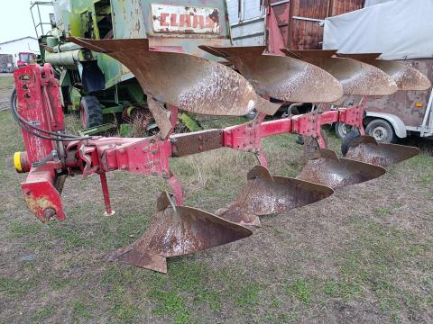 Négyfejes váltvaforgató eke eladó Négyfejes váltvaforgató eke eladó