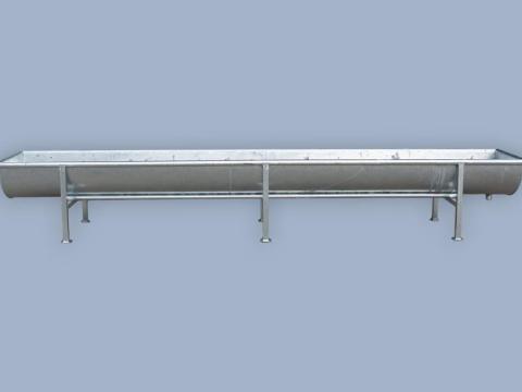 Szarvasmarha etető- és itatóvályú tartólábbal, horganyzott (4 m) Szarvasmarha etető- és itatóvályú tartólábbal, horganyzott (4 m)