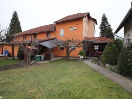 2 az 1-ben: Panzió, lakóházzá minősített ingatlan Dombóváron eladó