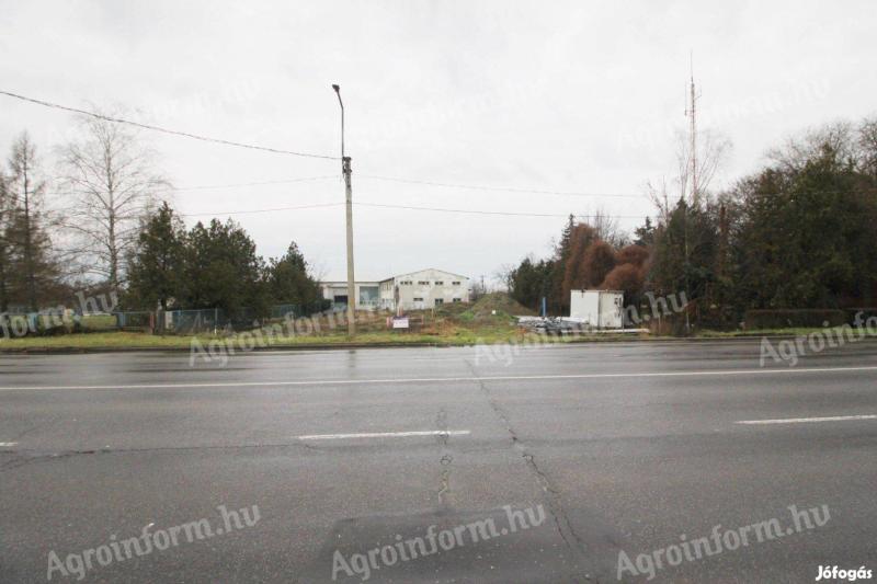 Autómosó forgalmas helyen előkészítve