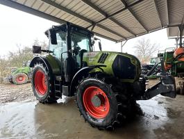 Claas Arion 650 CEBIS kitűnő állapotban, új gyári gumikkal, GPS-szel