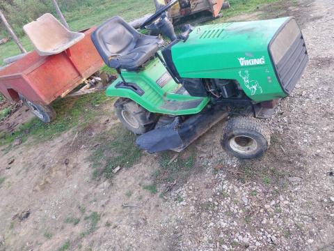 15, 5lóerős fűnyíró traktor +pótkocsival