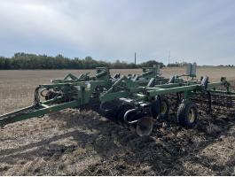 John Deere 410A nehéz kultivátor