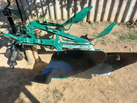 2 fejes váltva forgatós eke