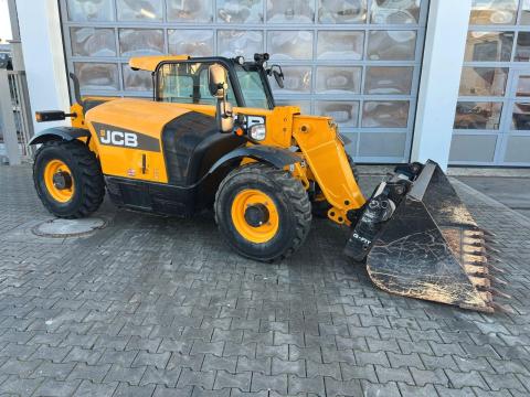 JCB 525-60 / 2022 / 1064 üzemóra / Lízing 20%-tól JCB 525-60 / 2022 / 1064 üzemóra / Lízing 20%-tól