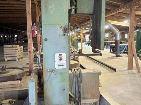 Guillet Atlanta P-4 szalagfűrész – megbízható ipari faipari berendezés eladó