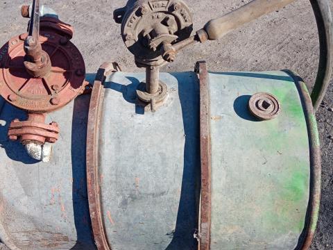 2 db hordópumpa vashordóval eladó